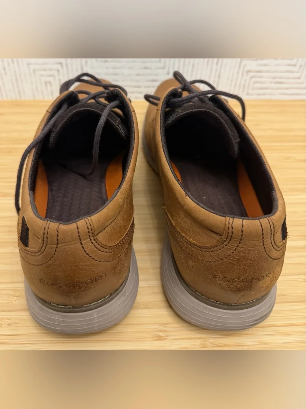 Rockport Men's Brown Leather Lace-Up Oxfords